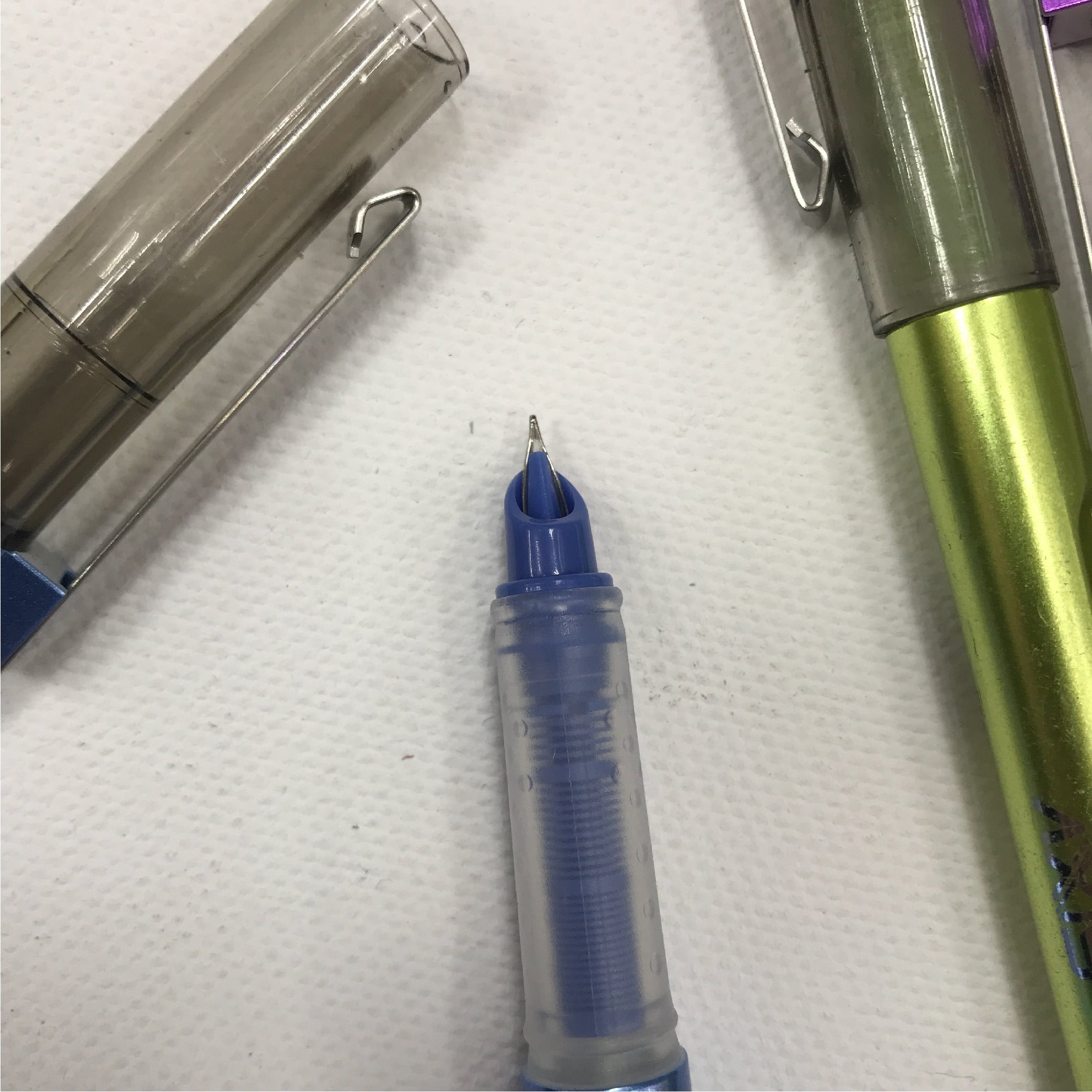 Axis Vision Fountain Pens - 10 Pack, Smooth Writing with Dual Ink System (0.7mm)