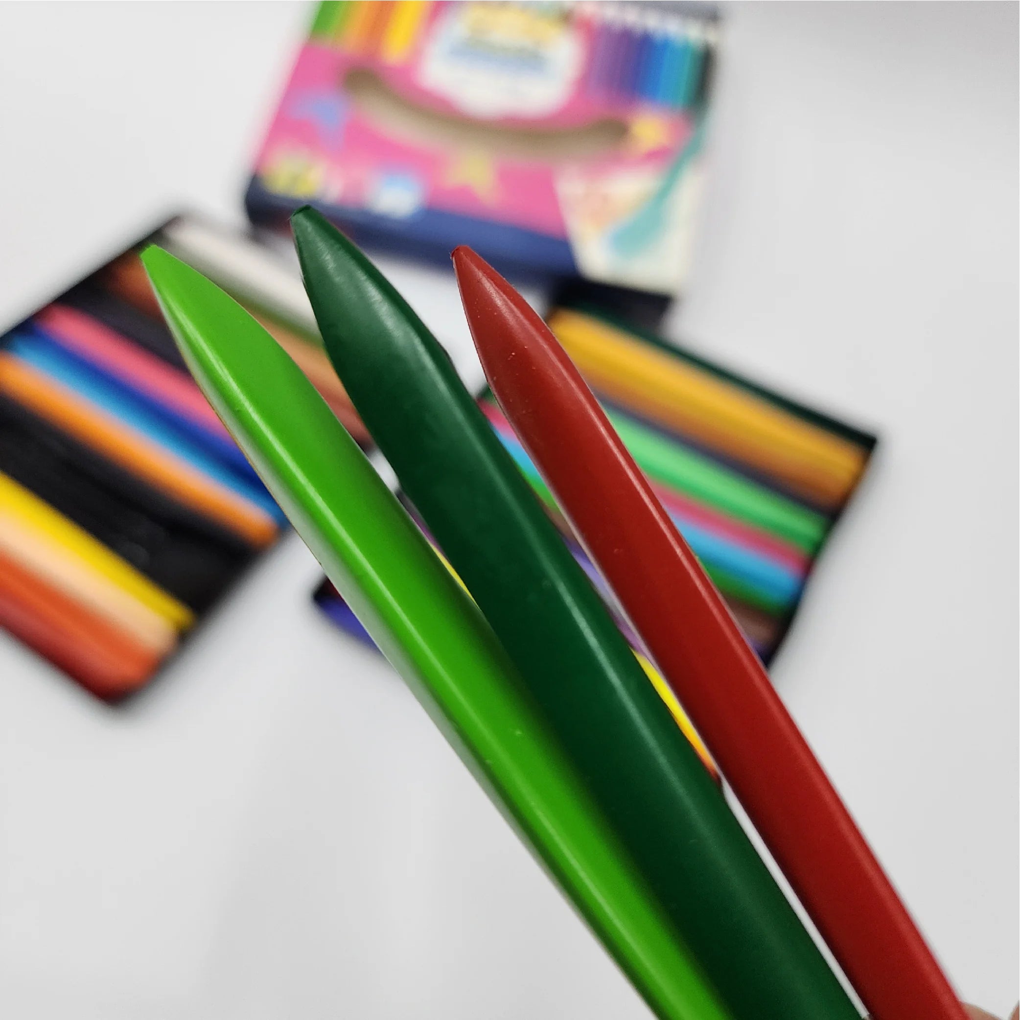 36-Color Plastic Crayon Set