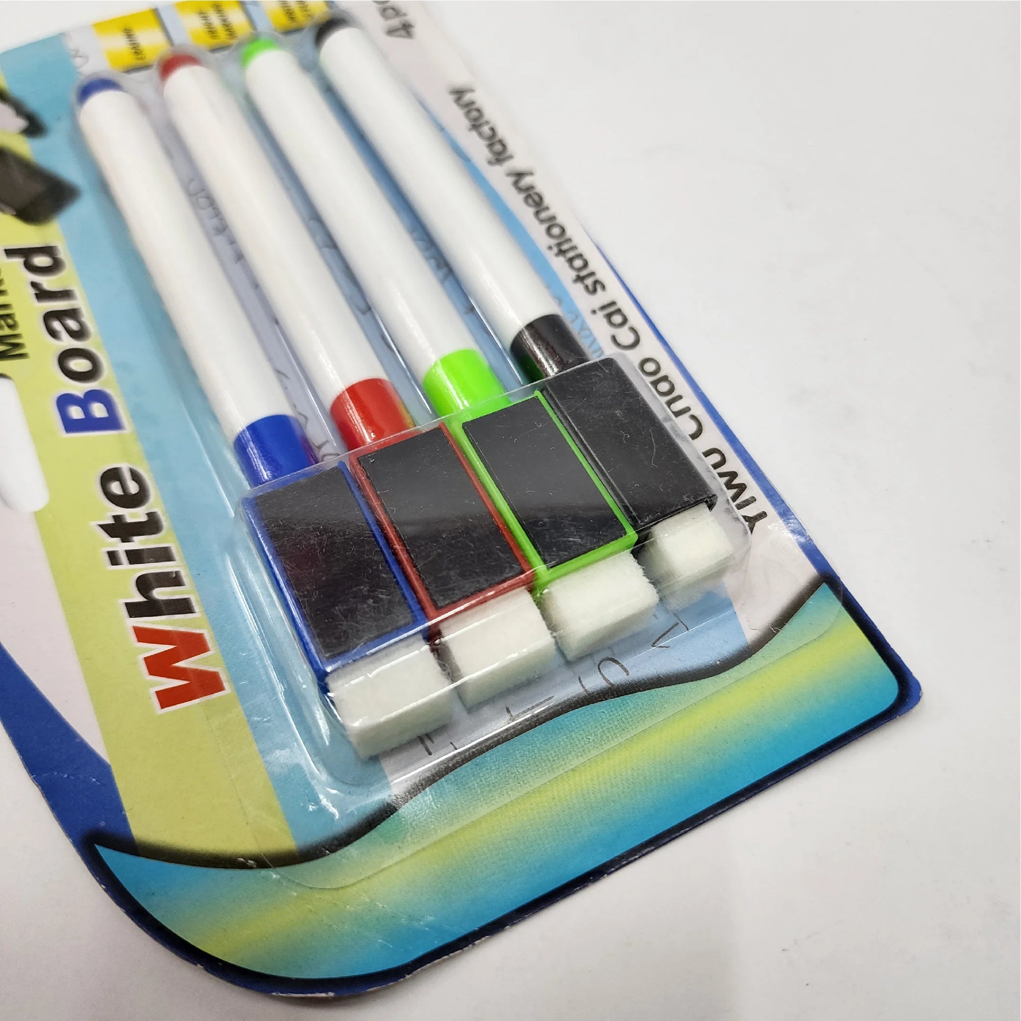 4 Pcs Markers Magnetic Whiteboard Pen Set – Convenient & Reliable!