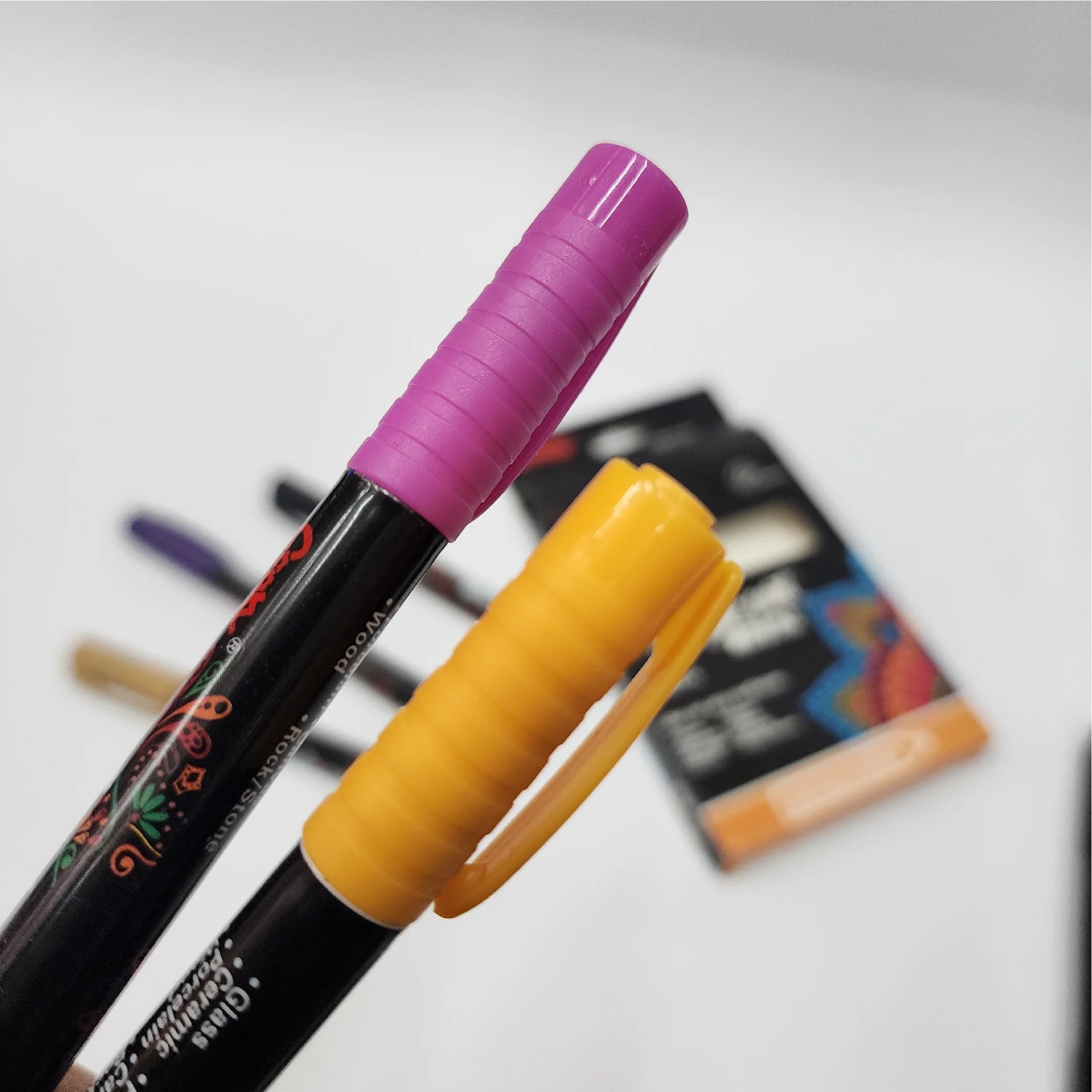 6-Piece Acrylic Paint Marker Set