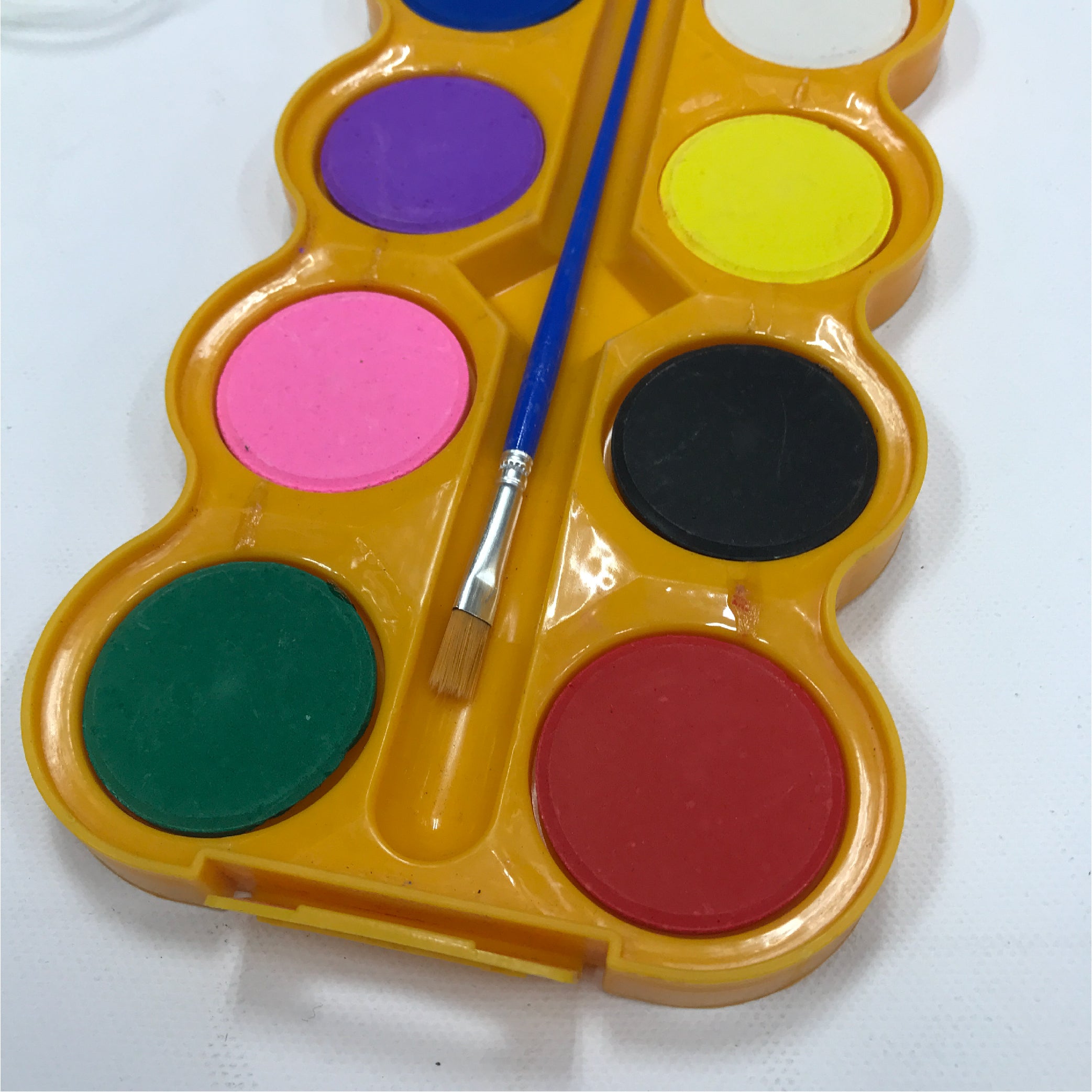 Baroque Tempera Paint Set - 8 Vibrant Colors with Palette and Brush