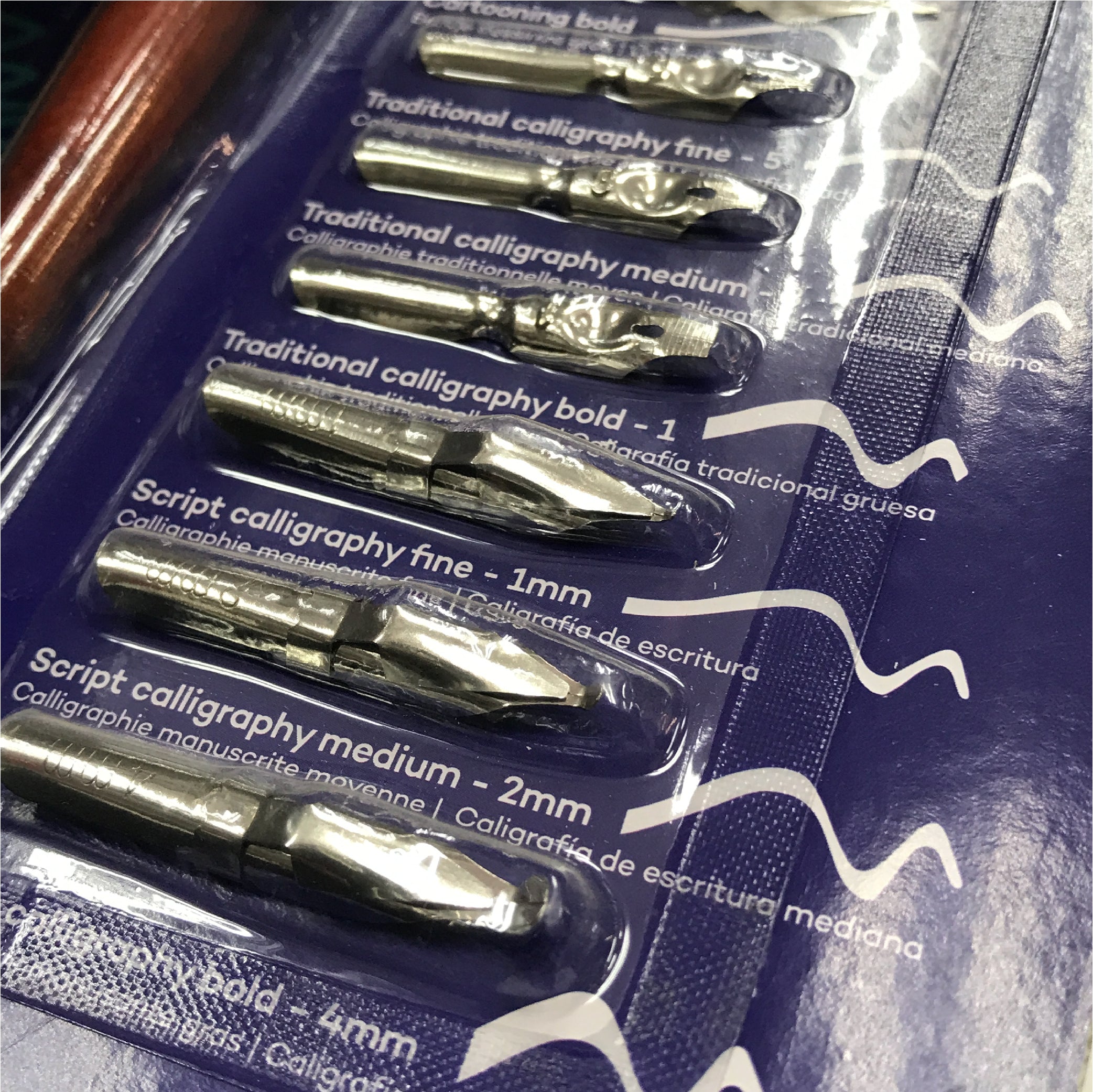 Mont Marte Calligraphy Nib Set - 10 Piece, for Fine, Medium & Bold Strokes