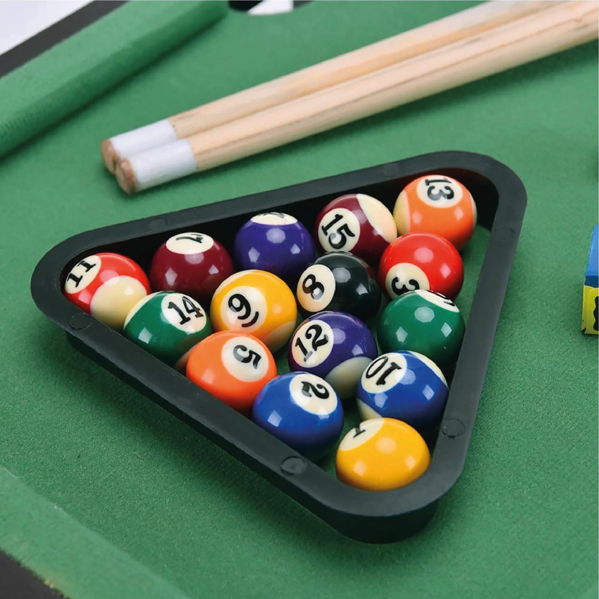 Kids Mini Snooker Table