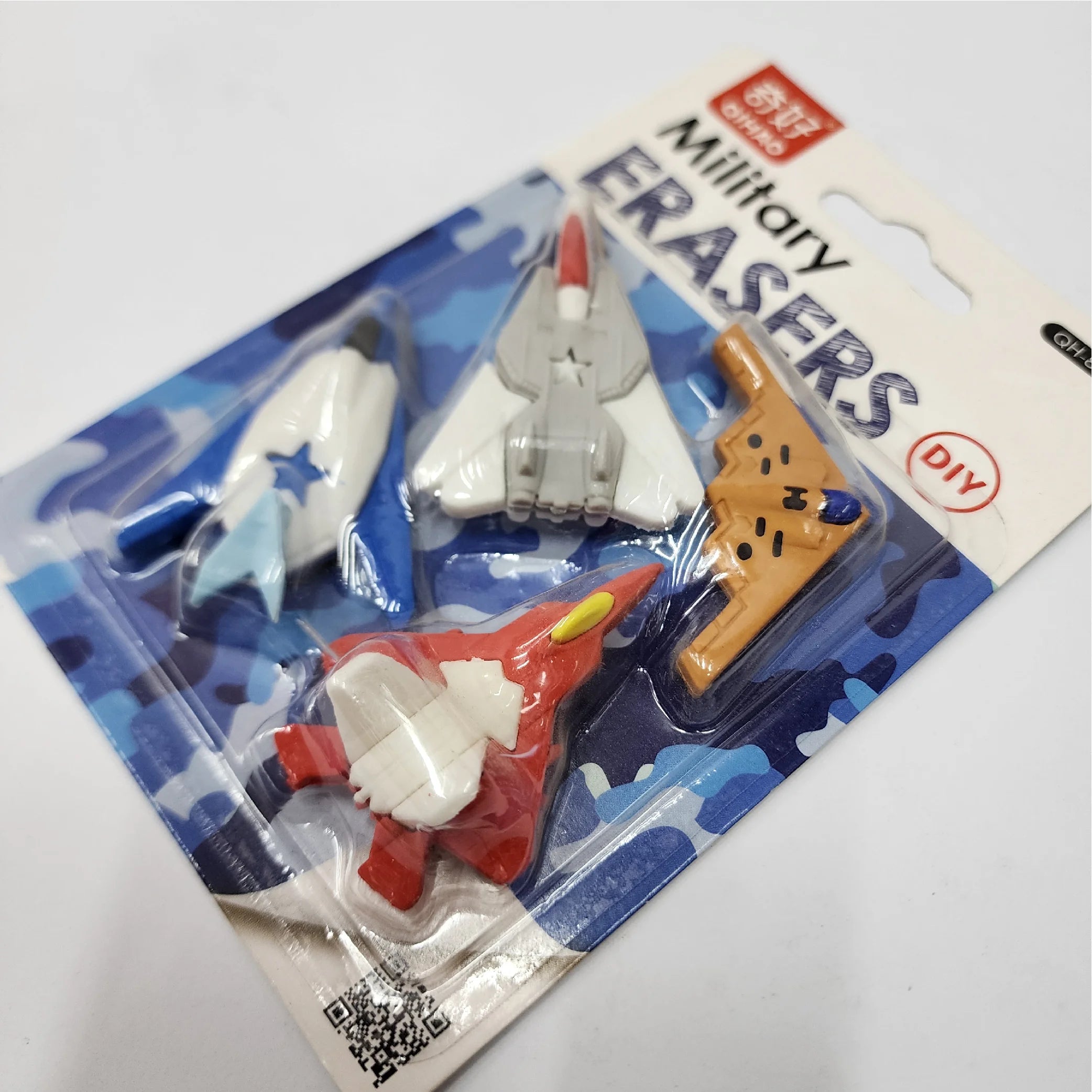 Military Eraser Set – Fun and Realistic Erasers in Military-Themed Designs