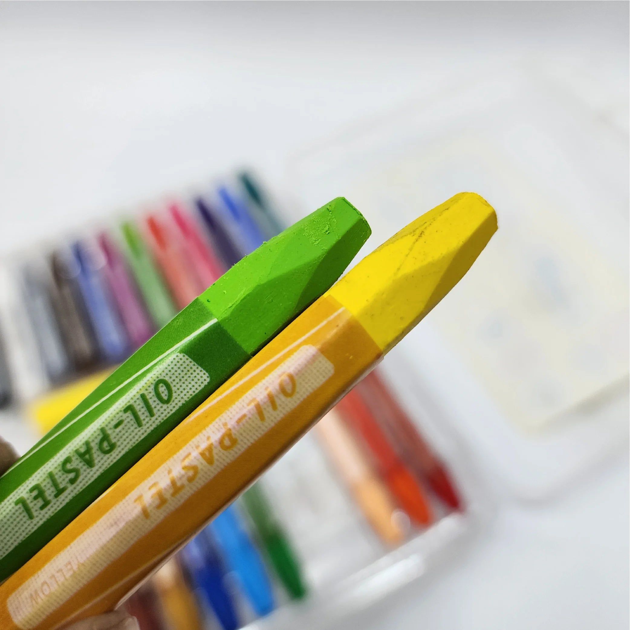 Mini Oil Pastel 24-Piece Set
