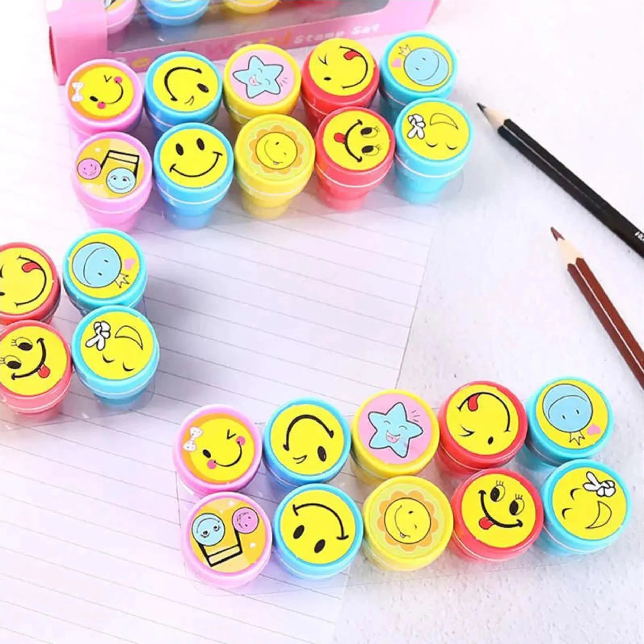 Cartoon Smiling Face Self-Ink Appreciation Stamps – Fun Rewards for Kids!